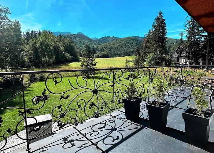 Hello Giewont Lodge *